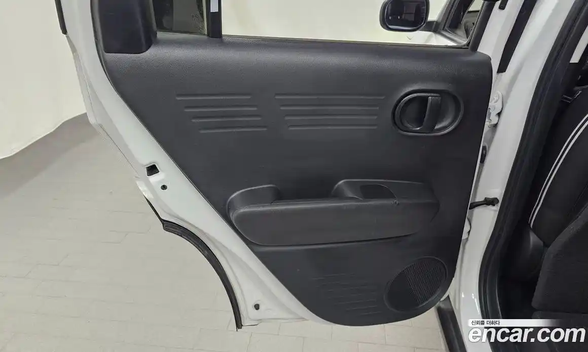 Hyundai Casper 2024 1.0 автомат (гидро), фото 15