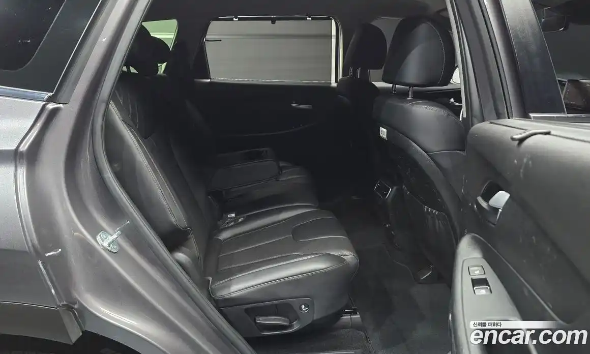 Hyundai Santa Fe 2023 1.6 автомат (гидро), фото 12