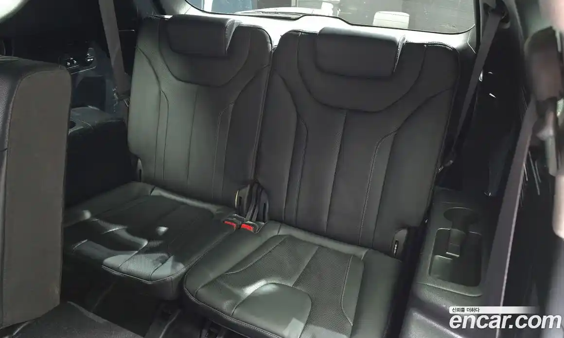 Hyundai Santa Fe 2023 1.6 автомат (гидро), фото 13