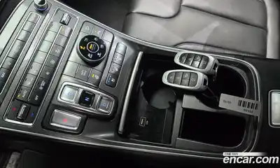 Hyundai Santa Fe 2023 1.6 автомат (гидро), миниатюра 9