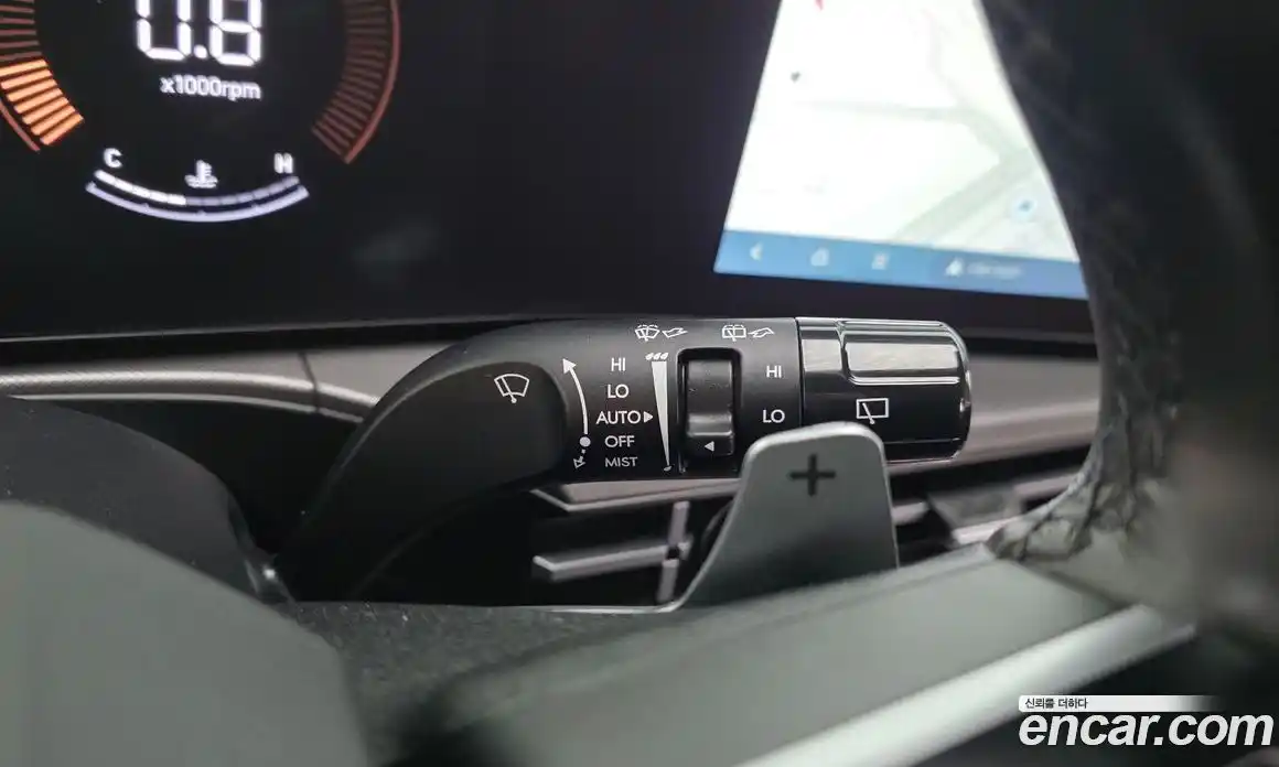 Hyundai Santa Fe 2023 2.5 автомат (гидро), фото 17