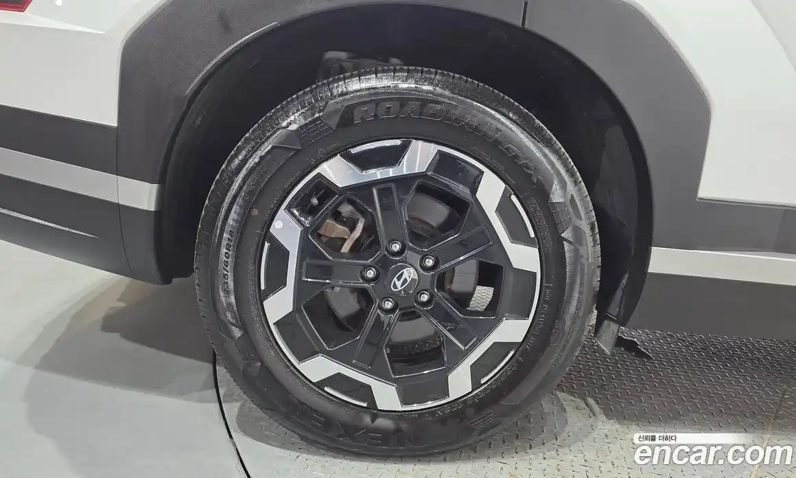 Hyundai Santa Fe 2023 2.5 автомат (гидро), фото 5