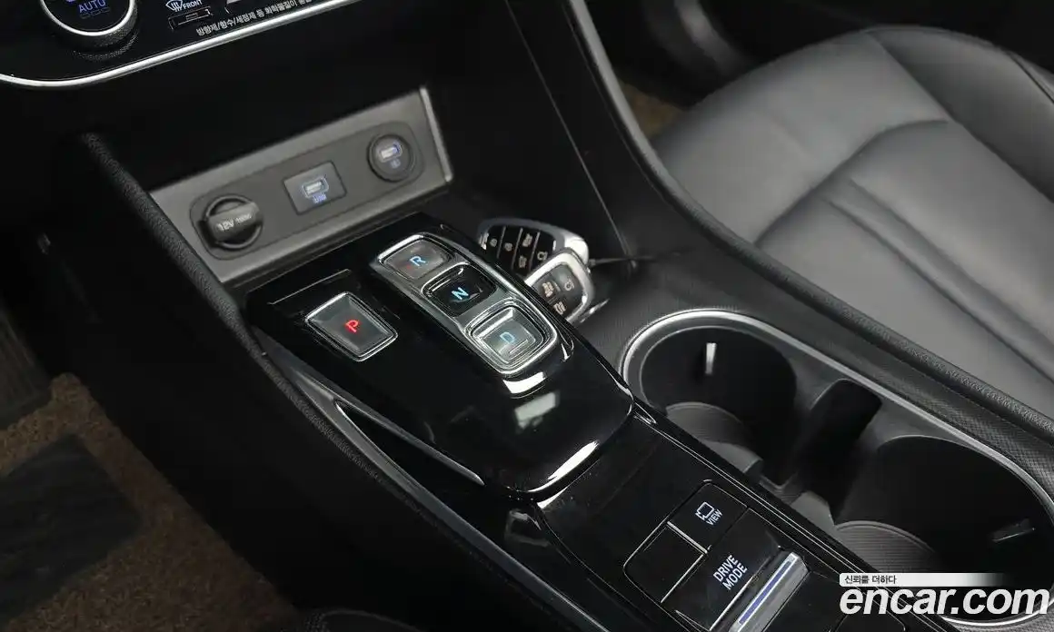 Hyundai Sonata 2019 2.0 автомат (гидро), фото 11