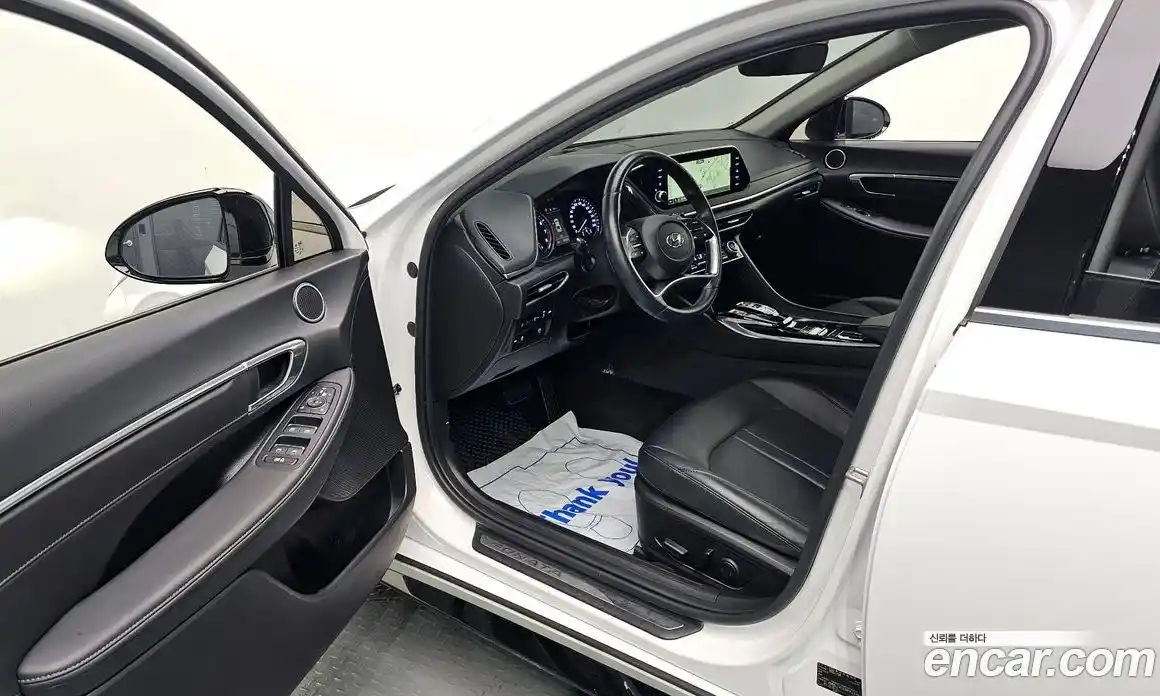 Hyundai Sonata 2022 2.0 автомат (гидро), фото 13