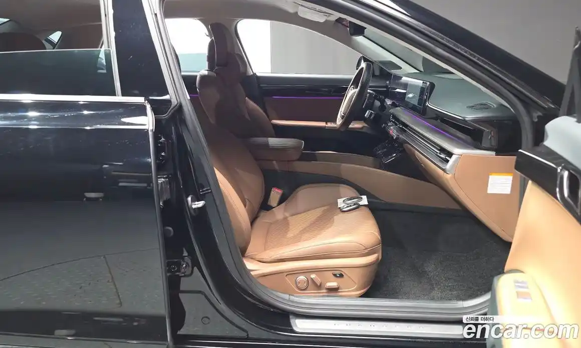 Hyundai Grandeur 2023 1.6 автомат (гидро), фото 15