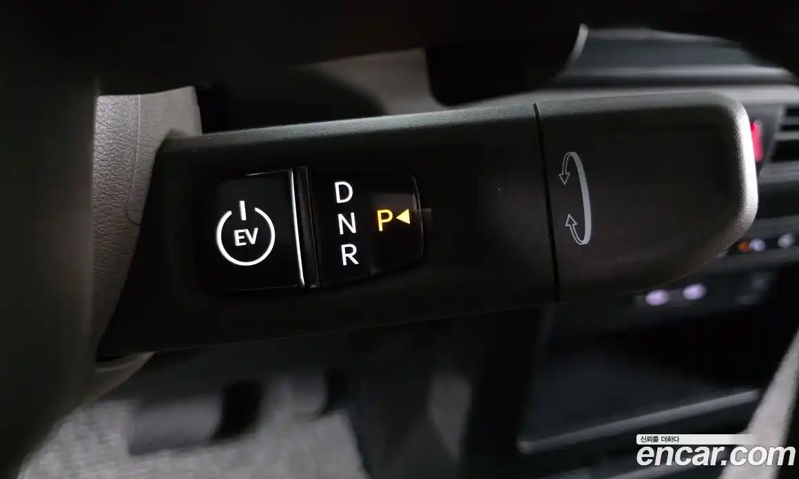 Kia PV5 2026 0.2 автомат (гидро), фото 12