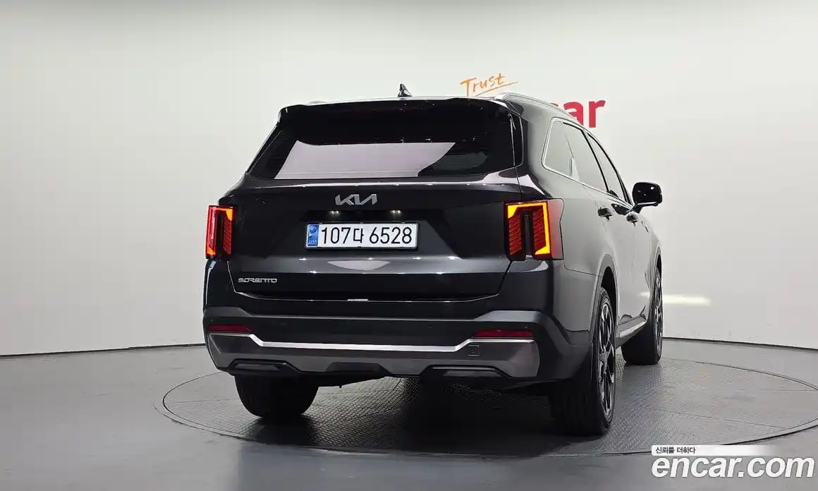 Kia Sorento 2023 2.5 автомат (гидро), фото 4