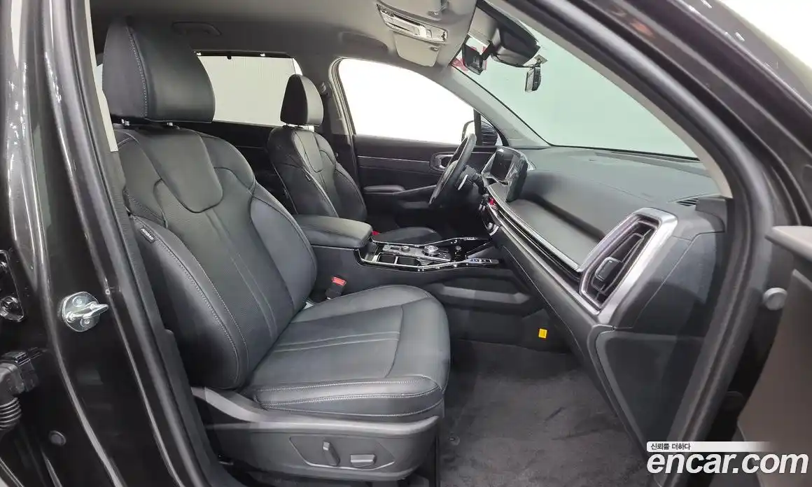 Kia Sorento 2023 2.5 автомат (гидро), фото 10