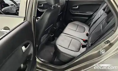 Kia Morning 2016 1.0 автомат (гидро), миниатюра 11
