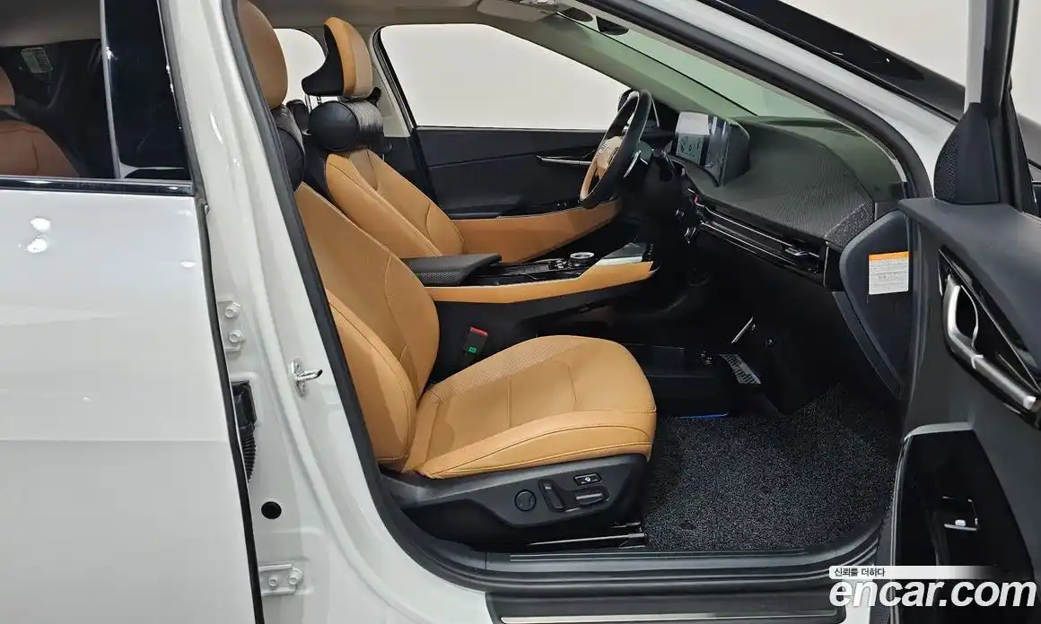 Kia EV6 2023 0.1 автомат (гидро), фото 16