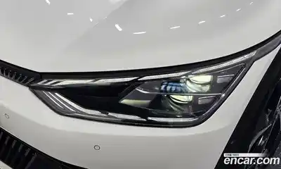 Kia EV6 2023 0.1 автомат (гидро), миниатюра 8