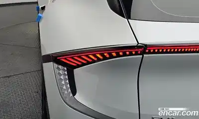 Kia EV6 2023 0.1 автомат (гидро), миниатюра 9