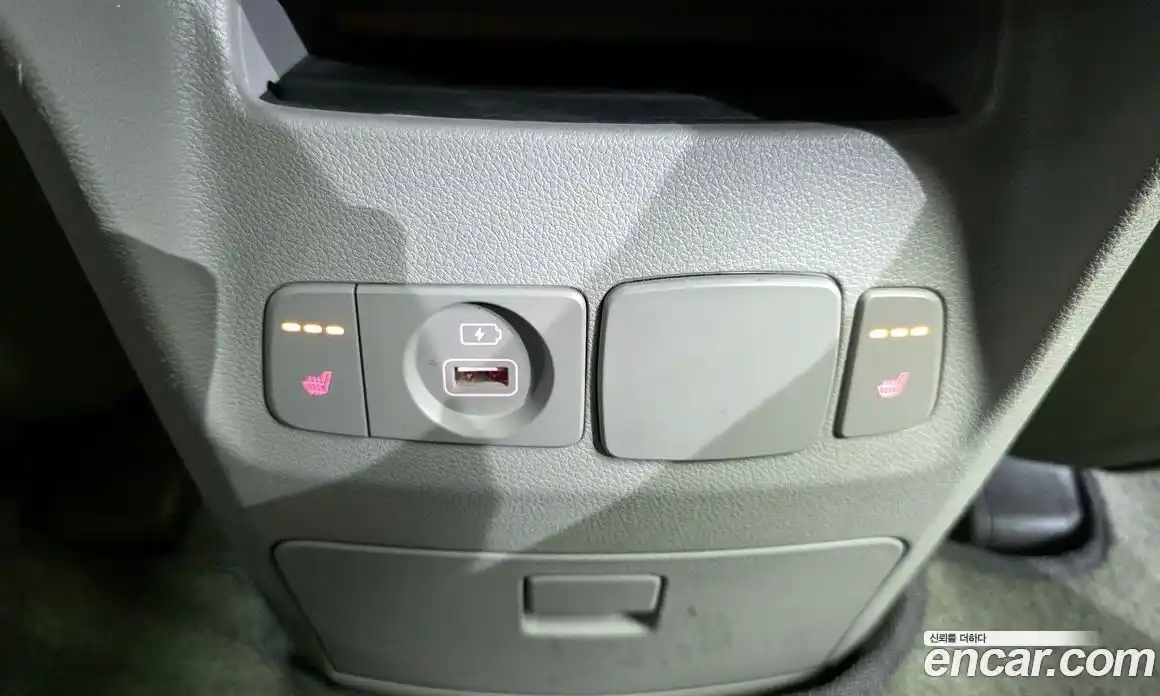 Kia Carnival 2020 2.2 автомат (гидро), фото 27