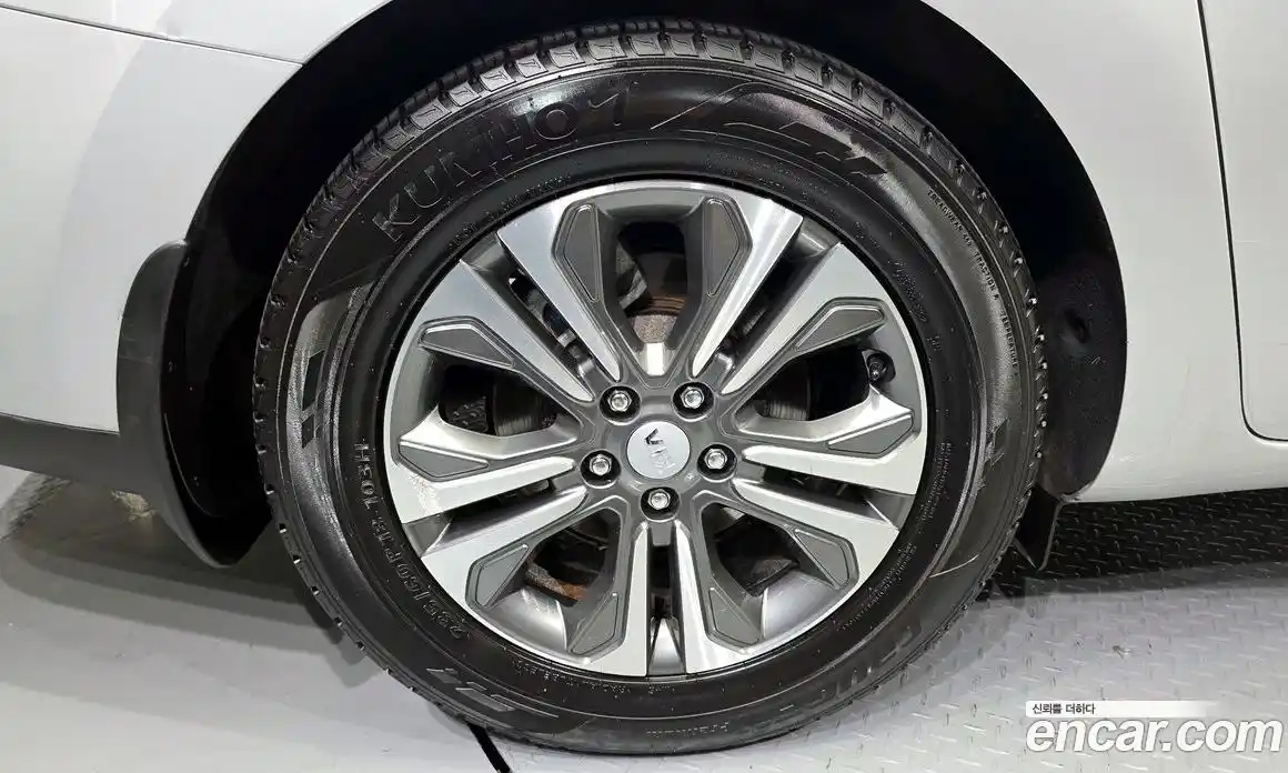 Kia Carnival 2020 2.2 автомат (гидро), фото 5