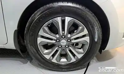 Kia Carnival 2020 2.2 автомат (гидро), миниатюра 7