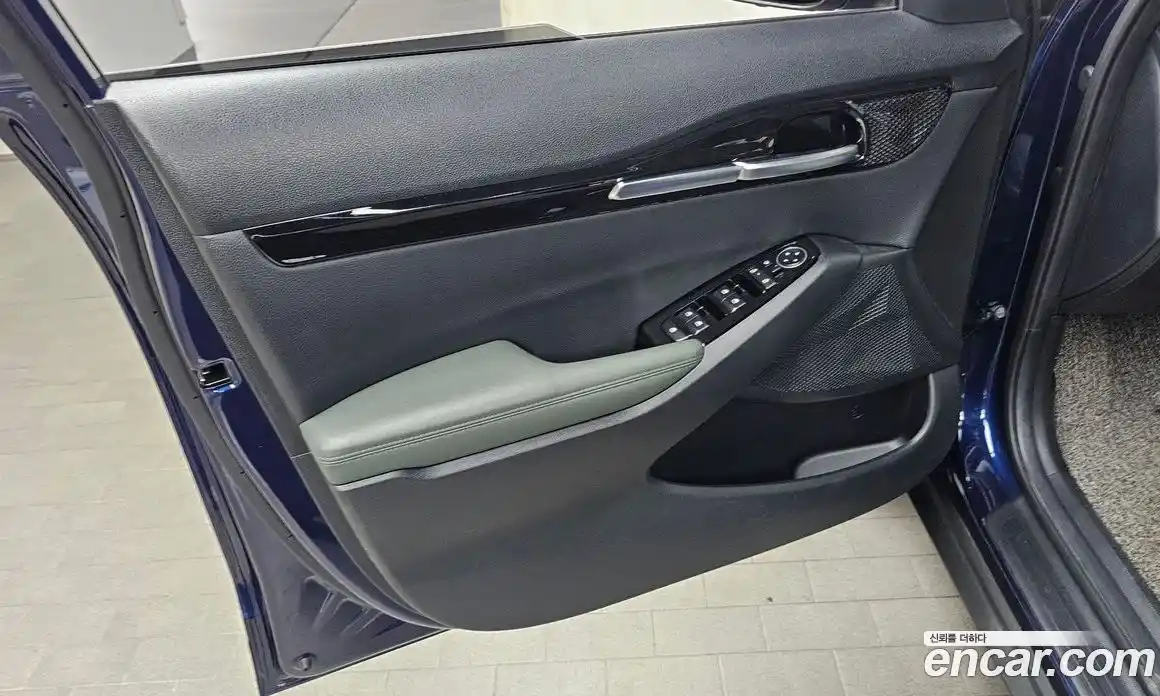 Kia Seltos 2023 1.6 автомат (гидро), фото 14