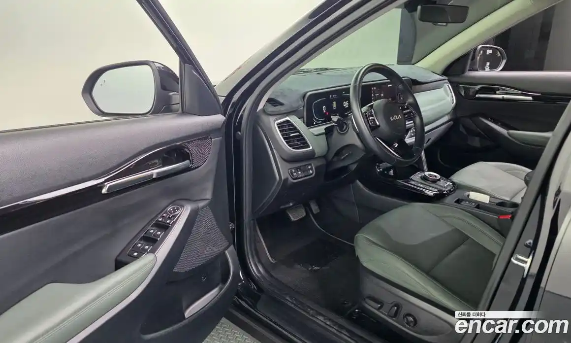 Kia Seltos 2023 1.6 автомат (гидро), фото 13