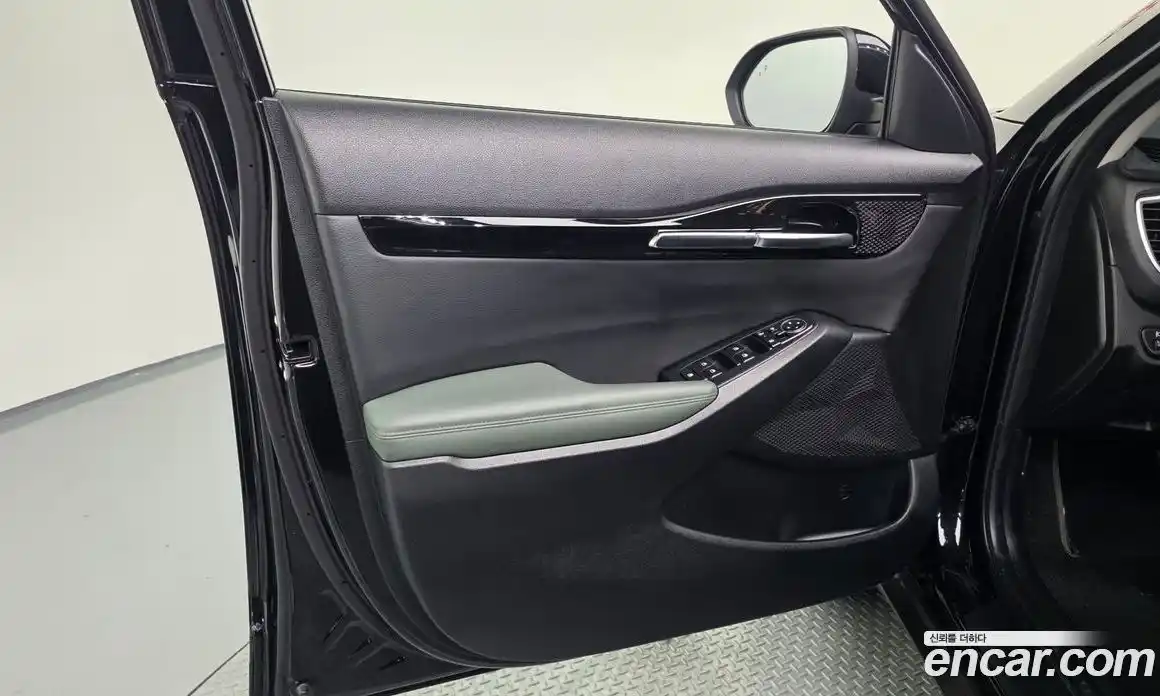 Kia Seltos 2023 1.6 автомат (гидро), фото 14