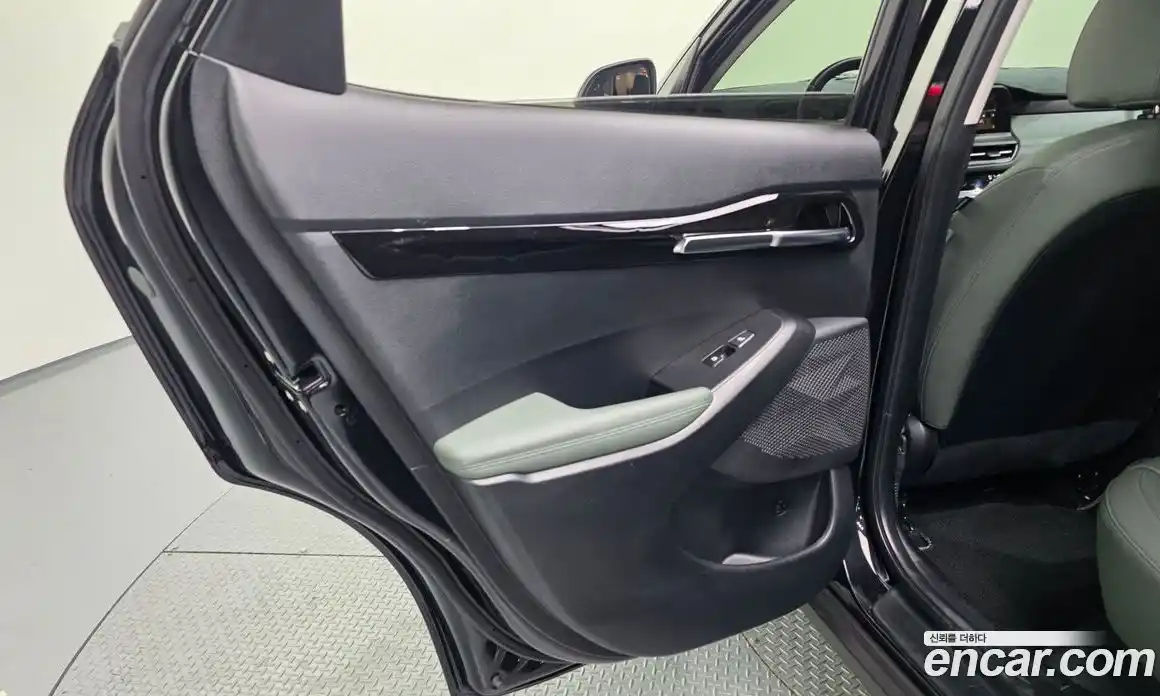 Kia Seltos 2023 1.6 автомат (гидро), фото 15