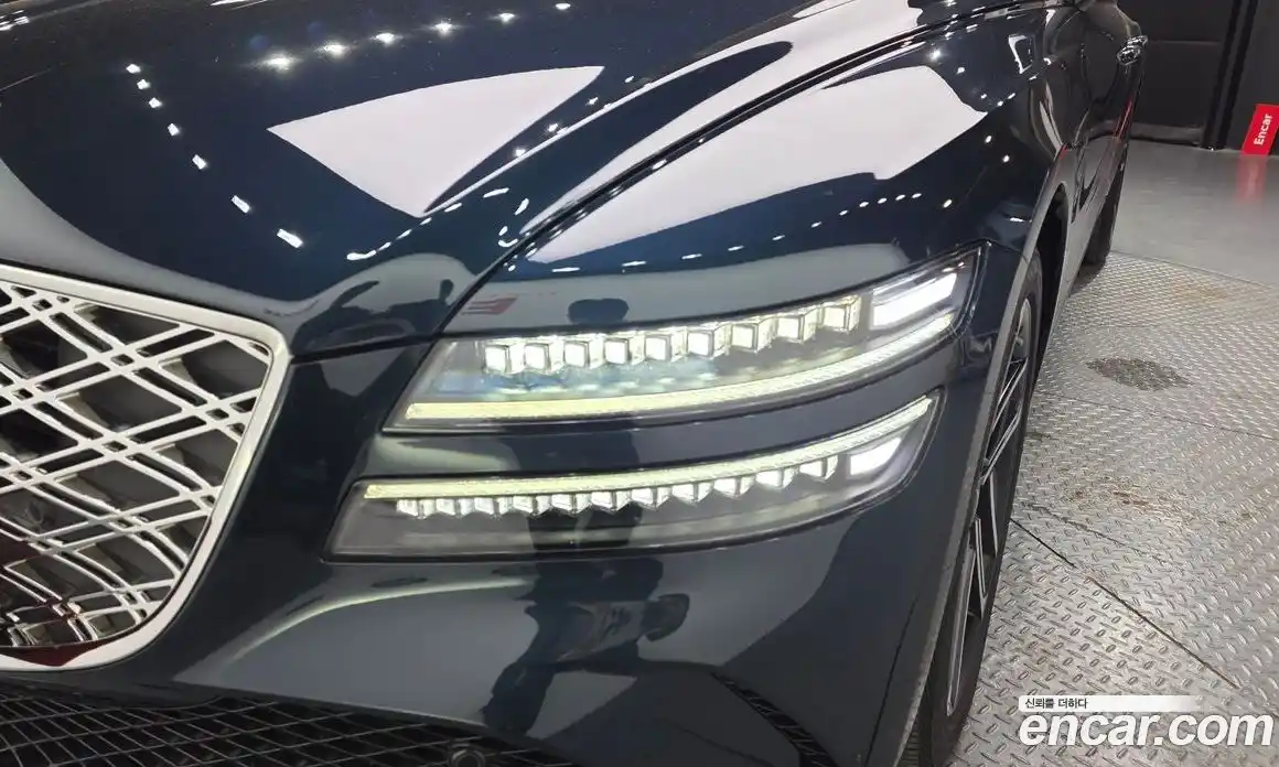 Genesis G80 2024 2.5 автомат (гидро), фото 8
