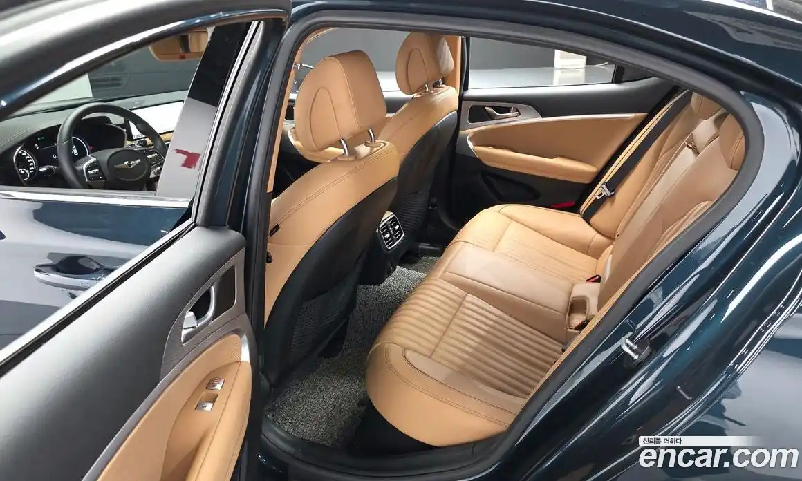 Genesis G70 2022 2.0 автомат (гидро), фото 12