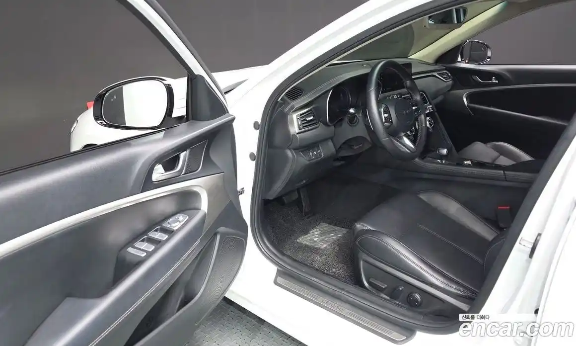 Genesis G70 2021 2.0 автомат (гидро), фото 13