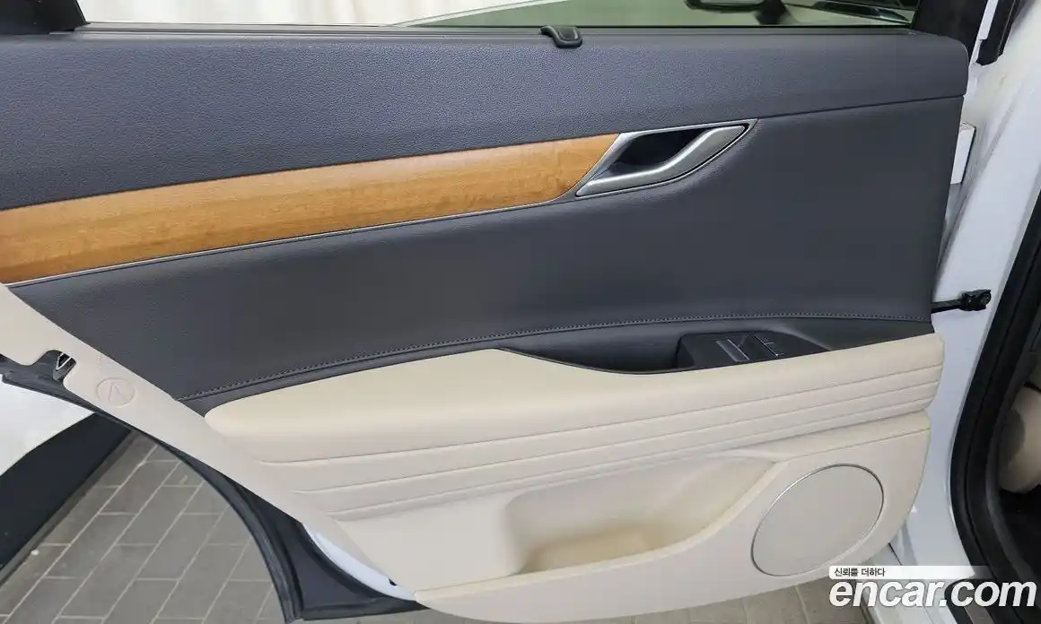 Genesis G80 2023 3.5 автомат (гидро), фото 15