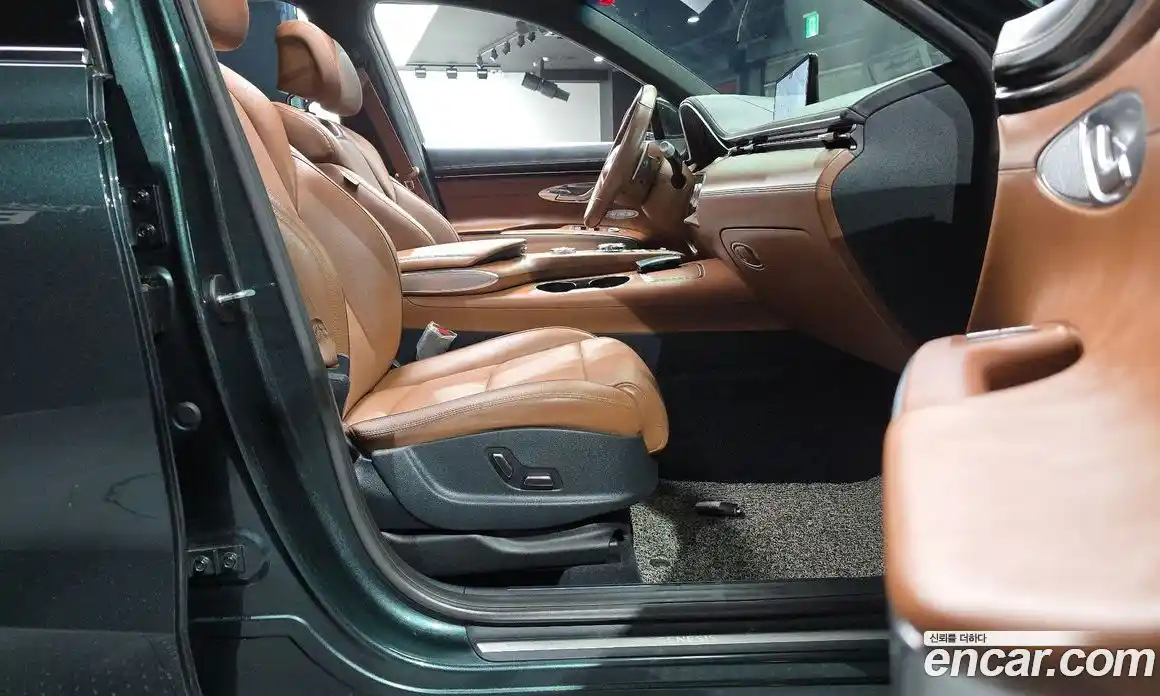 Genesis GV70 2022 2.5 автомат (гидро), фото 16