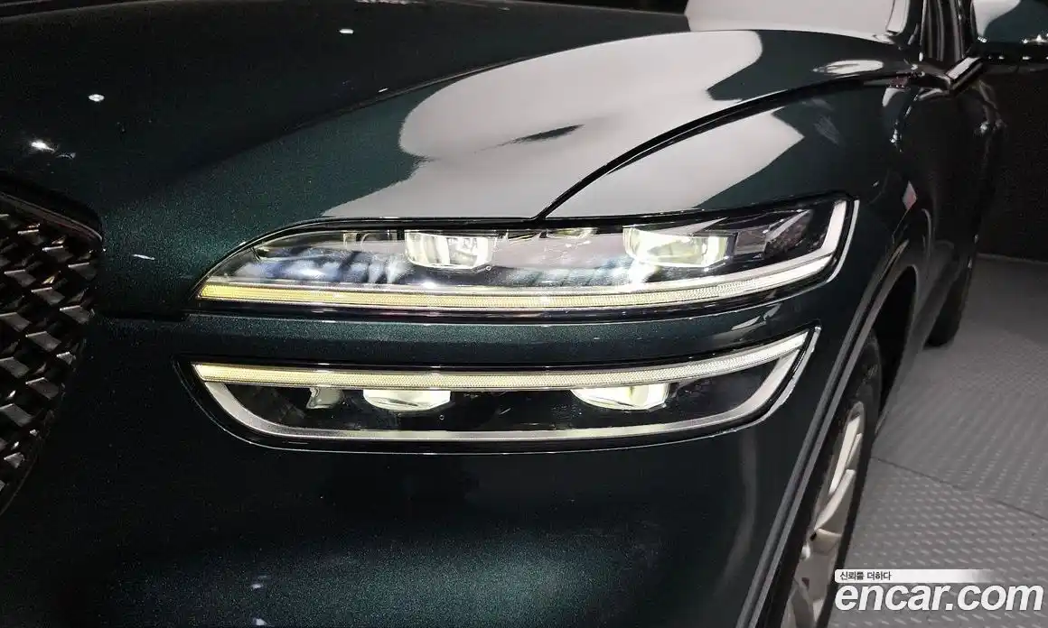 Genesis GV70 2022 2.5 автомат (гидро), фото 8
