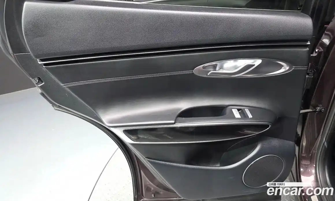 Genesis GV70 2021 2.2 автомат (гидро), фото 15