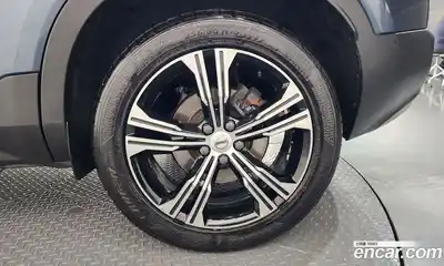 Volvo XC40 2021 2.0 автомат (гидро), миниатюра 7