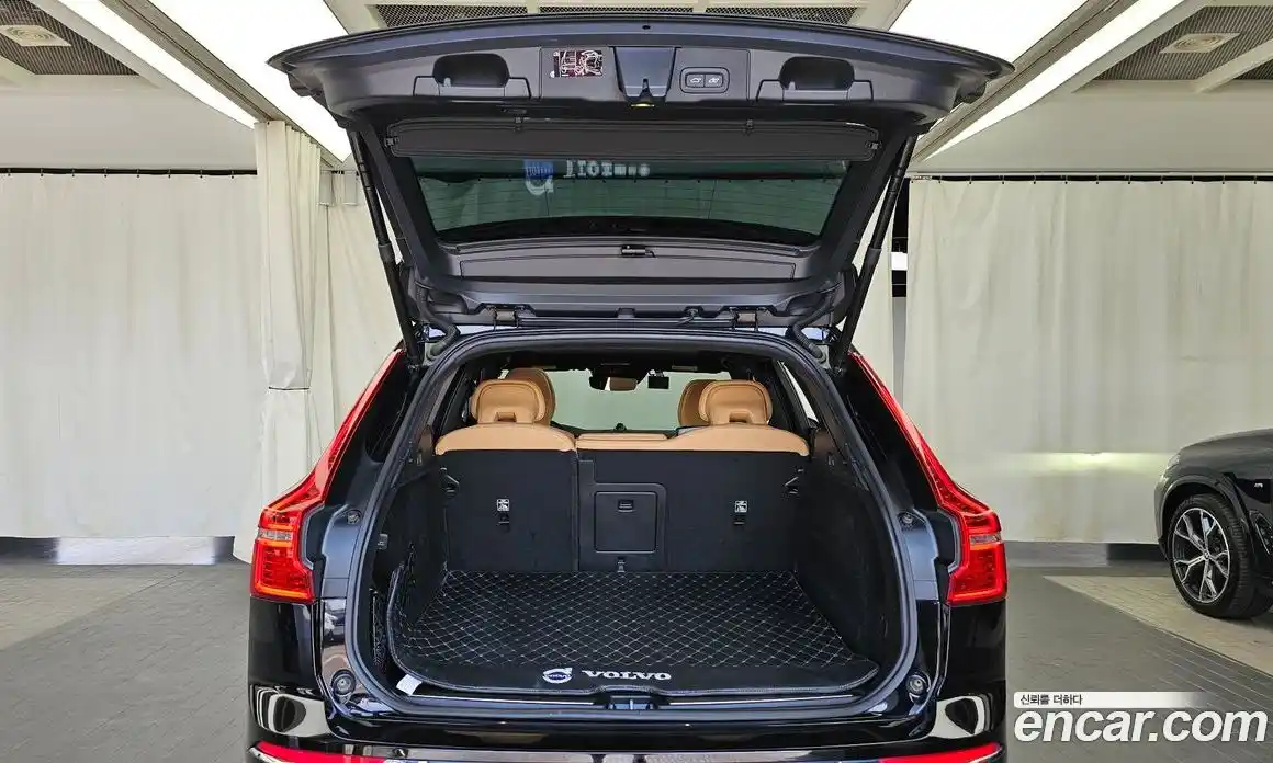 Volvo XC60 2020 2.0 автомат (гидро), фото 20
