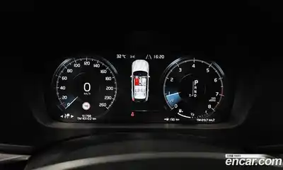 Volvo XC60 2020 2.0 автомат (гидро), миниатюра 8
