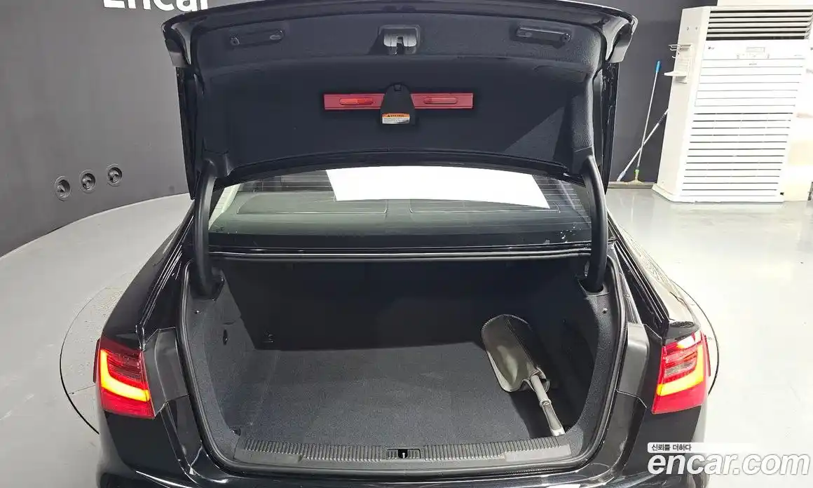 Audi A6 2011 3.0 автомат (гидро), фото 20