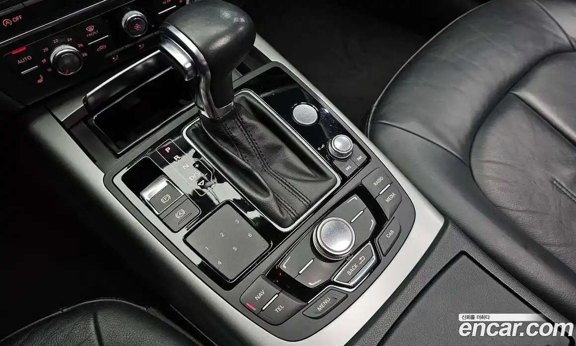 Audi A6 2011 3.0 автомат (гидро), фото 9
