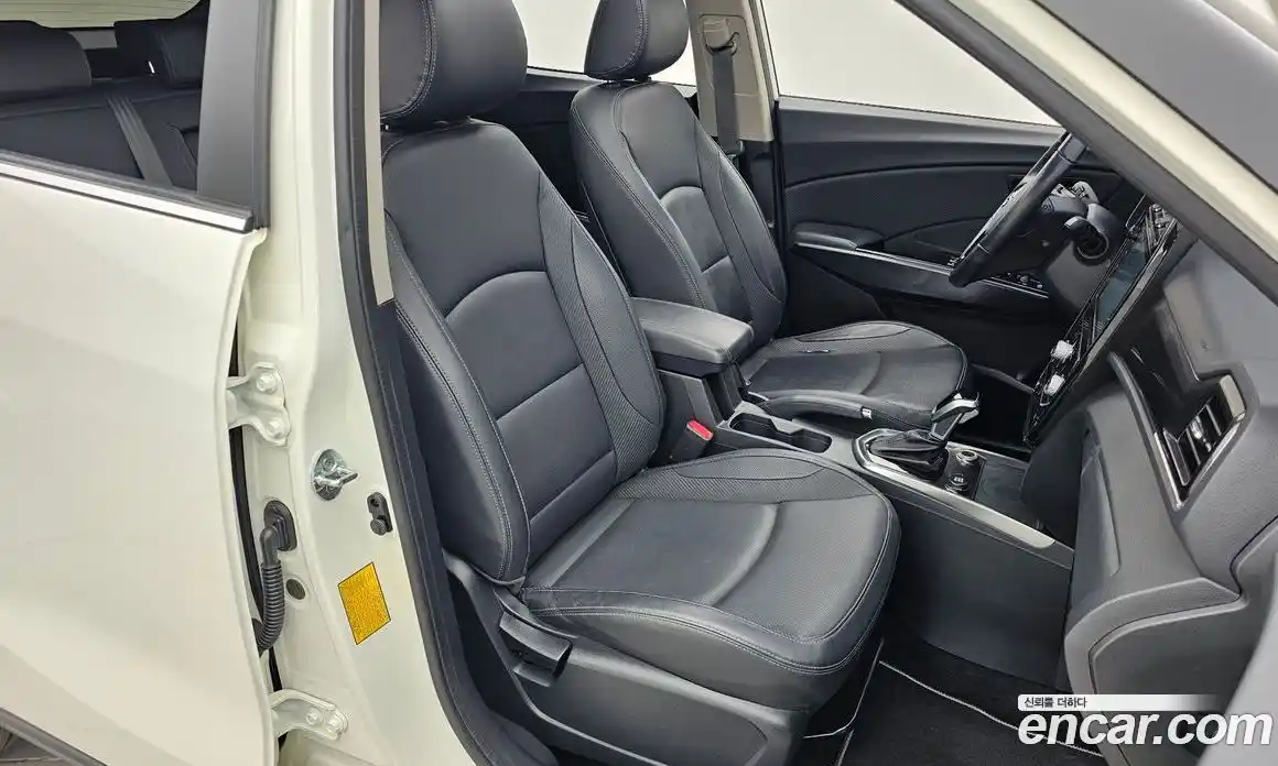 SsangYong TIBOLI 2021 1.5 автомат (гидро), фото 11