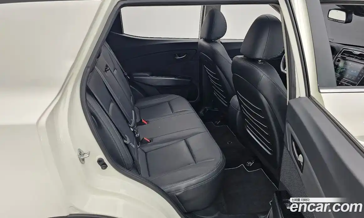 SsangYong TIBOLI 2021 1.5 автомат (гидро), фото 12