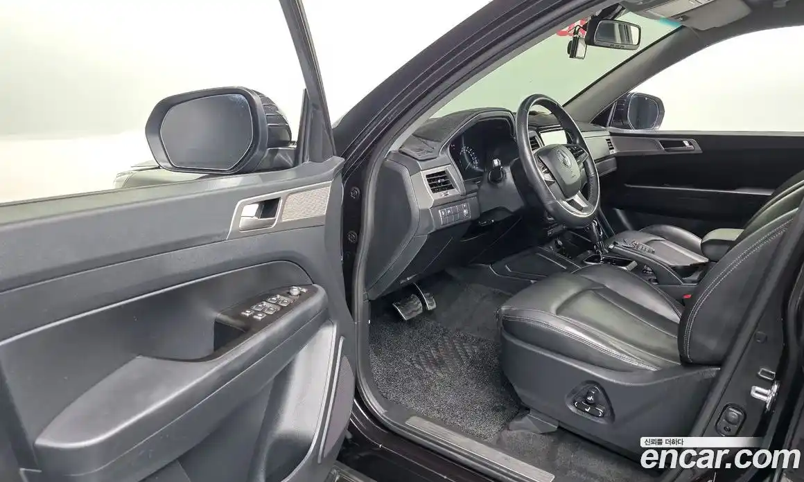 SsangYong Rexton 2018 2.2 автомат (гидро), фото 13