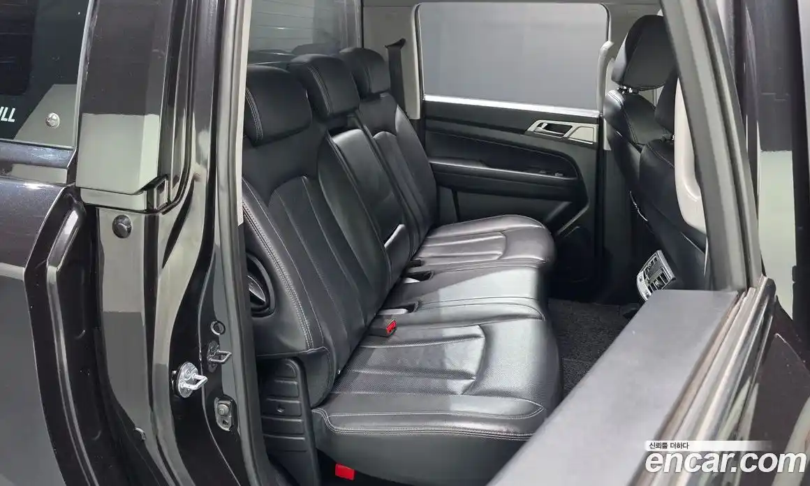 SsangYong Rexton 2018 2.2 автомат (гидро), фото 17