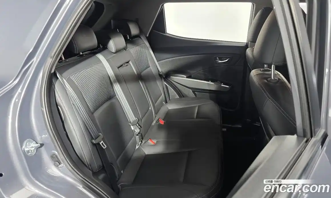 SsangYong TIBOLI 2017 1.6 автомат (гидро), фото 16