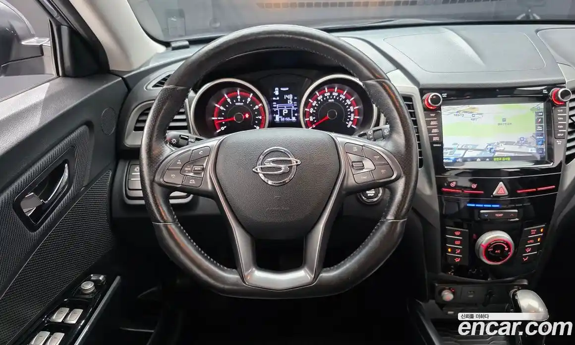 SsangYong TIBOLI 2017 1.6 автомат (гидро), фото 18