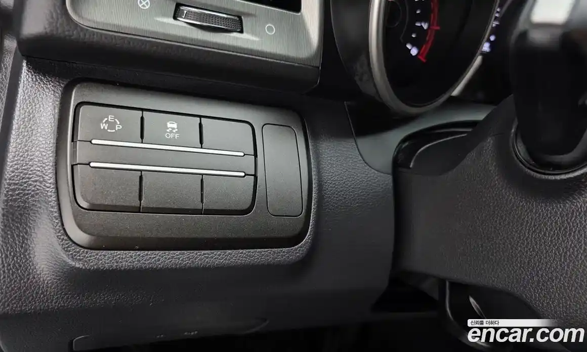 SsangYong TIBOLI 2017 1.6 автомат (гидро), фото 24