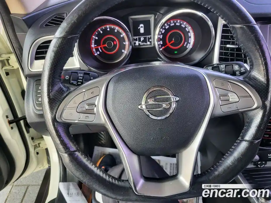 SsangYong TIBOLI 2015 1.6 автомат (гидро), фото 13