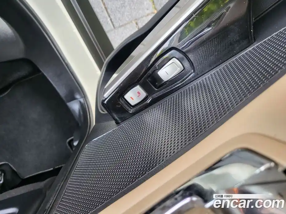 SsangYong TIBOLI 2015 1.6 автомат (гидро), фото 15