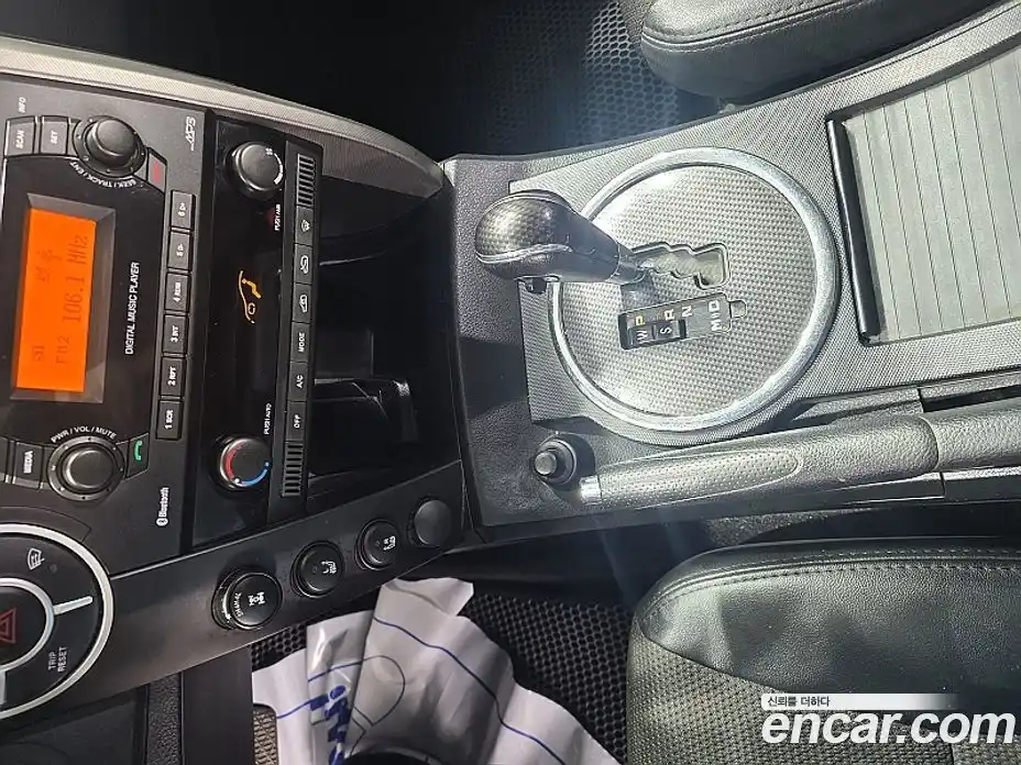 SsangYong Korando 2012 2.0 автомат (гидро), фото 14