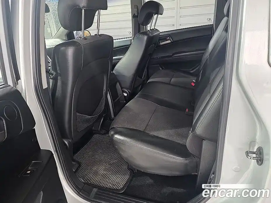 SsangYong Korando 2012 2.0 автомат (гидро), фото 9