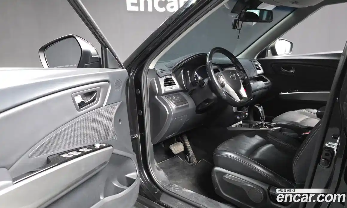 SsangYong TIBOLI 2015 1.6 автомат (гидро), фото 13