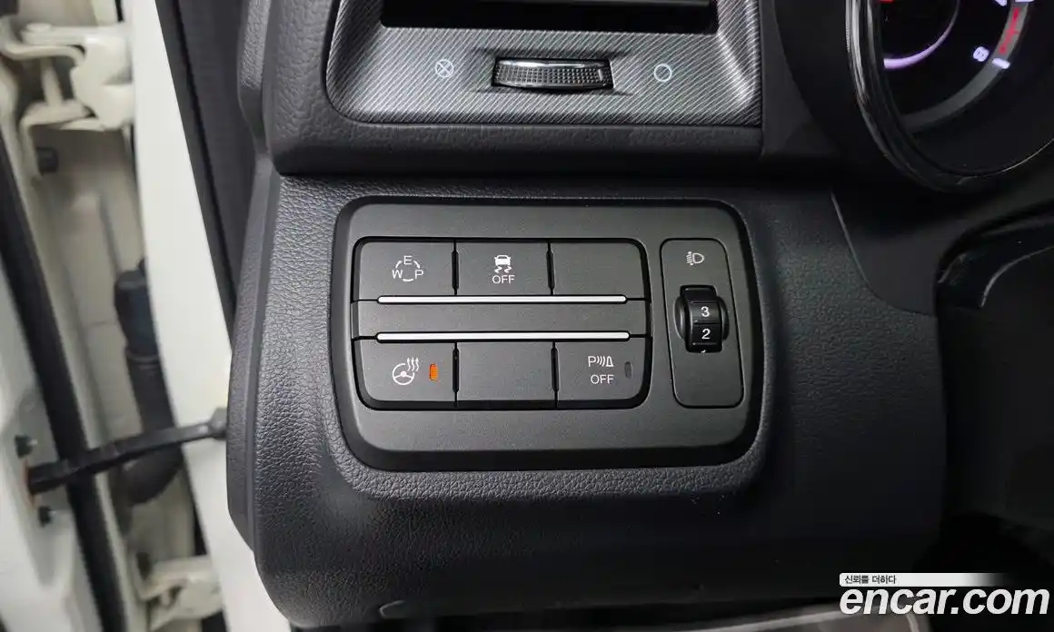 SsangYong TIBOLI 2017 1.6 автомат (гидро), фото 13