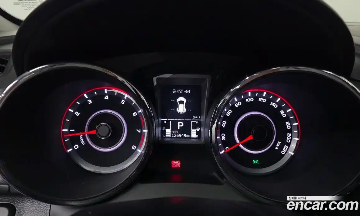 SsangYong TIBOLI 2017 1.6 автомат (гидро), фото 8