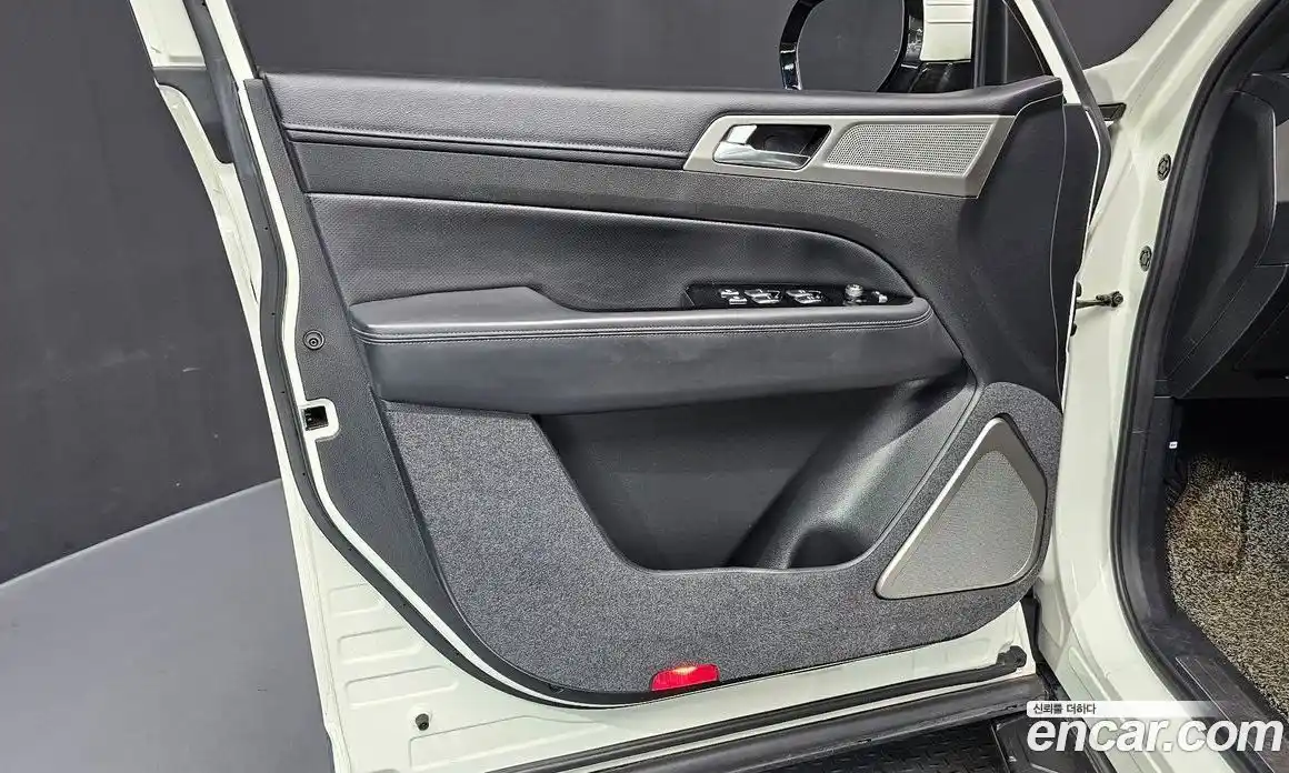 SsangYong Rexton 2017 2.2 автомат (гидро), фото 14